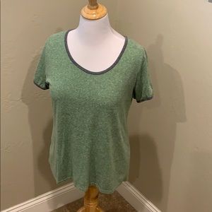 👚 LulaRoe Green T-Shirt